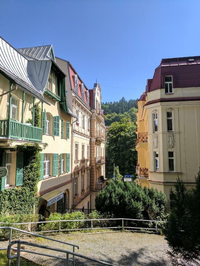 Apartman St. Vladimir Kirche Marianske Lazne Exterior photo